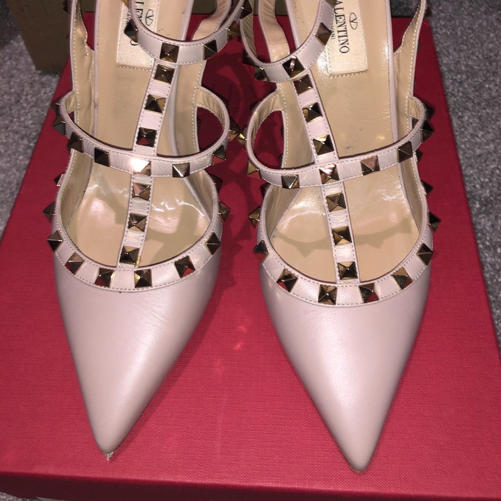 Rockstud Slingback Pump